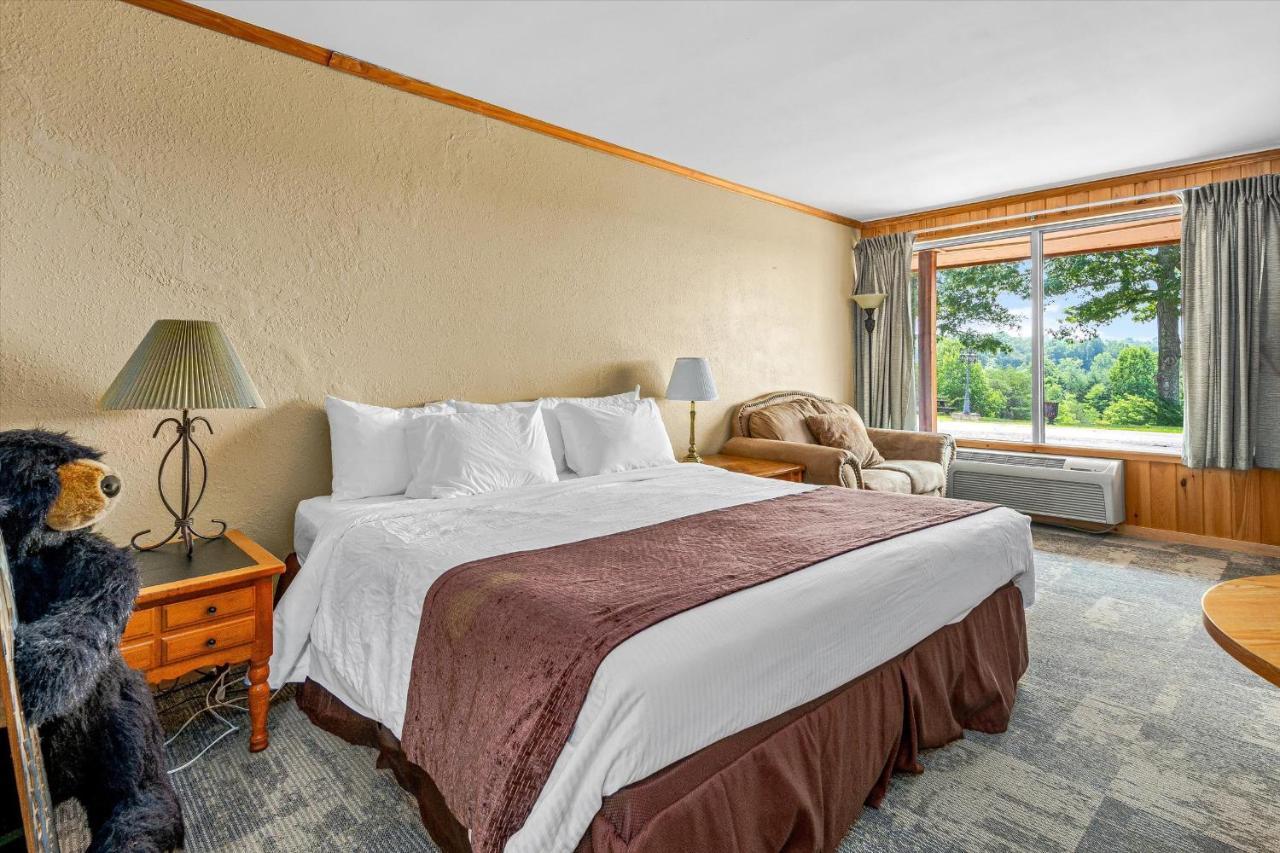 Green River Lodge Saluda Экстерьер фото
